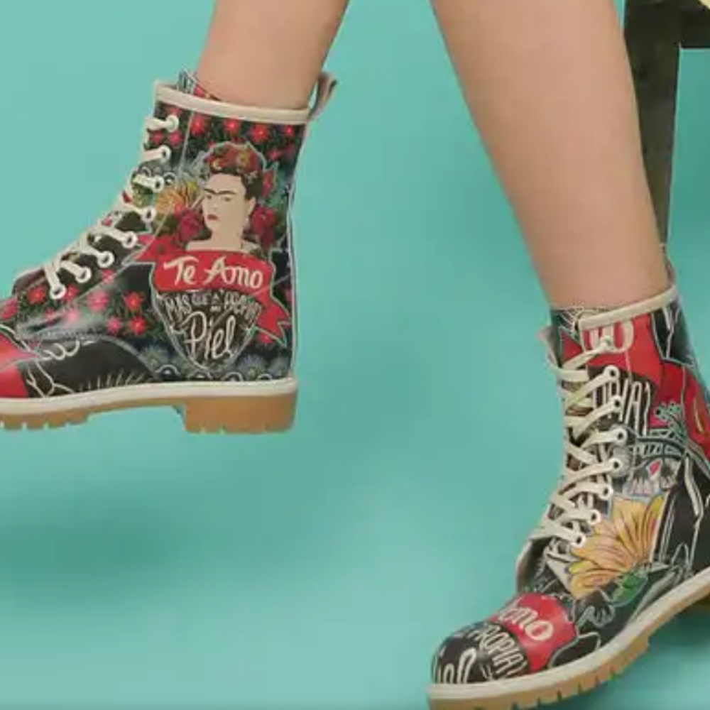 Dogo boots